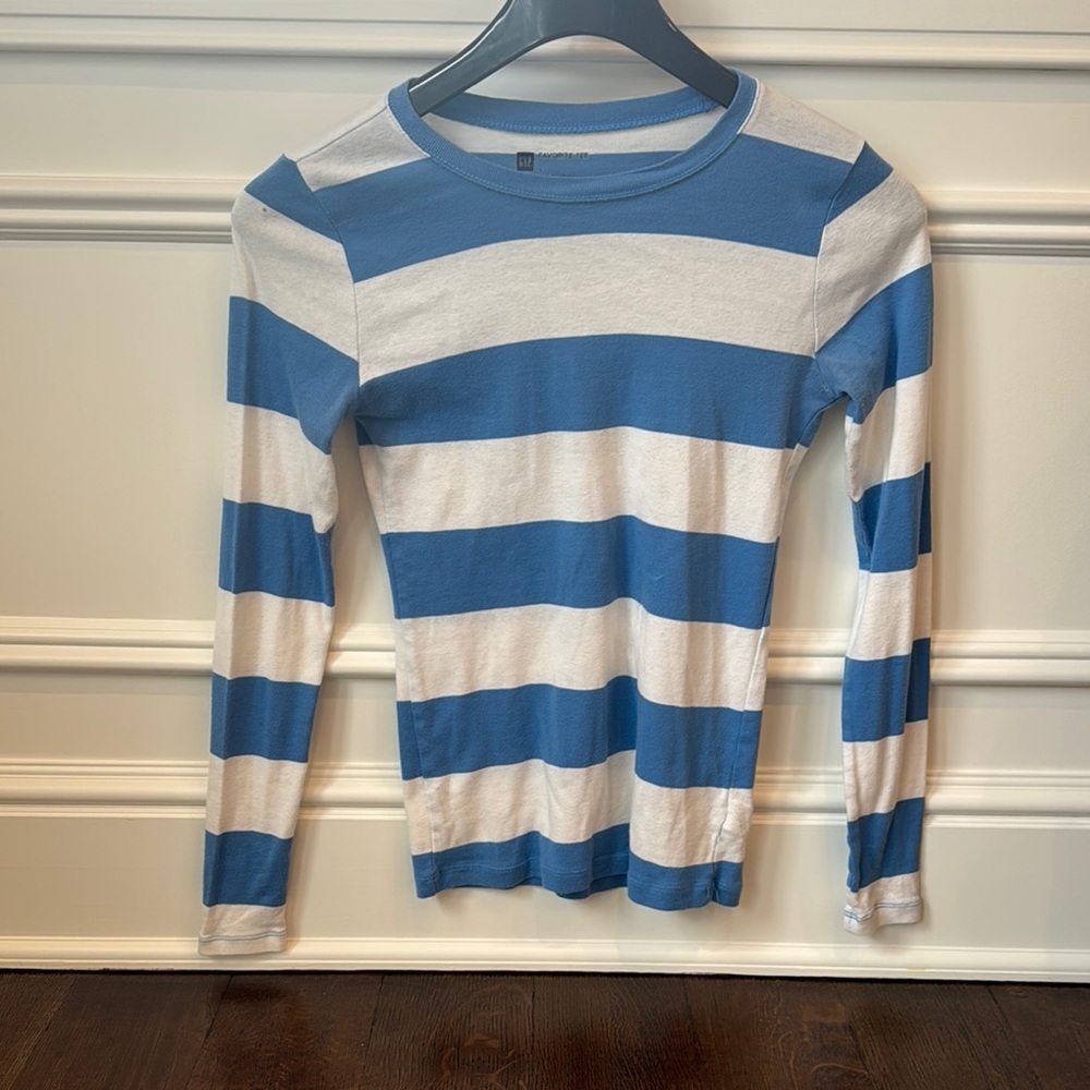 Gap, 100% cotton, Blue and White Striped Long Sleeve Shirt, size small
